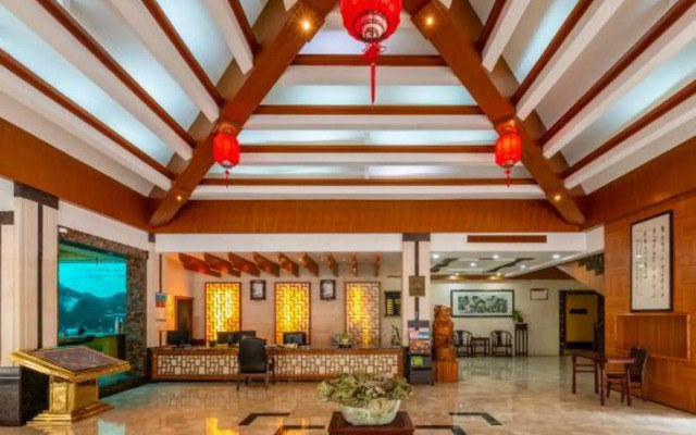 Baizhao Mountain Hotel
