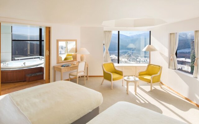 Hoshino Resorts RISONARE Tomamu
