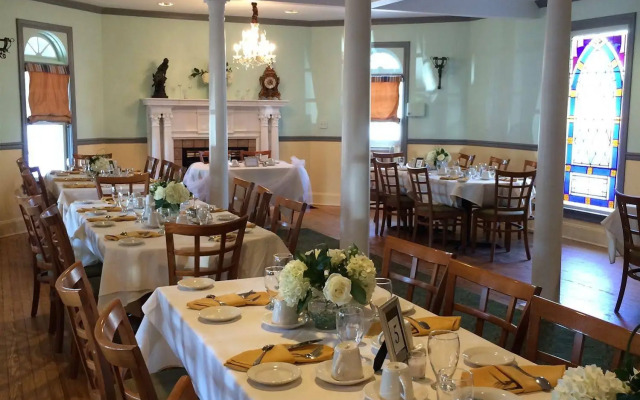 The Grenville Hotel and Restaurant