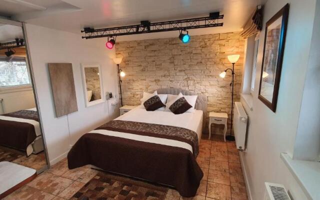 Cosy House Studio