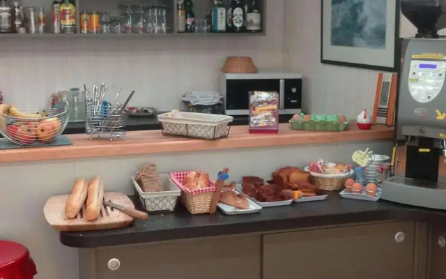 Brit Hotel Des Halles