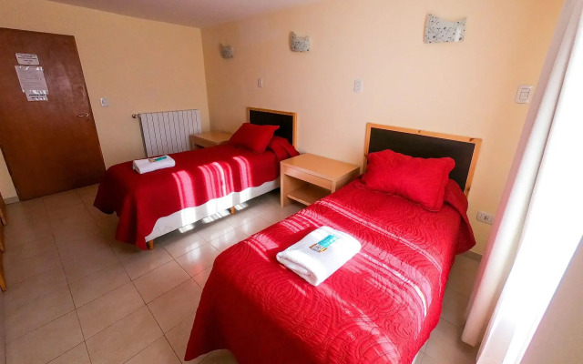 Pioneros del Valle Hostel