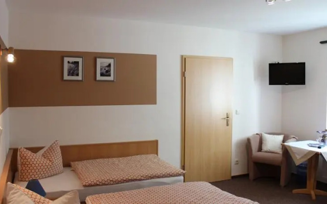 Gästehaus Zum Felsenkeller Steigerthal