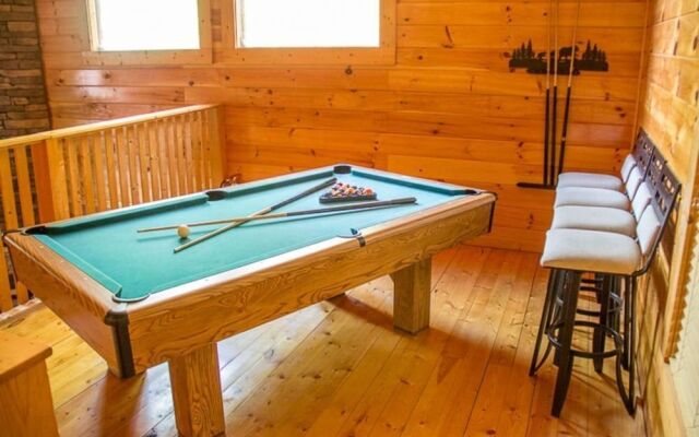 46 Bear Necessites - 2 Br Cabin