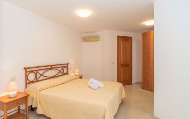 Corbezzolo 7 - Vista Village