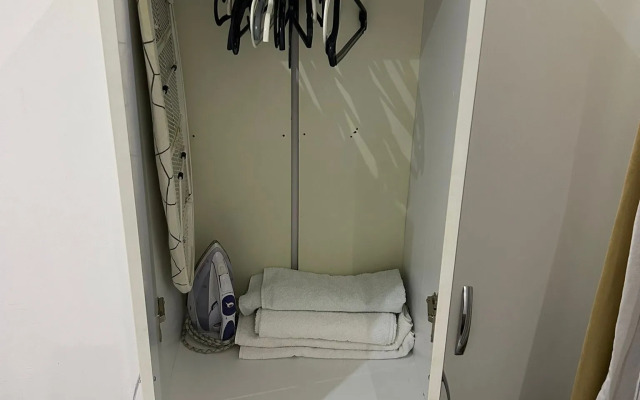 The Nar Suit & Apart