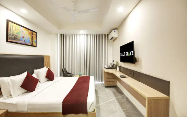 Saltstayz Premier – Cyber Hub