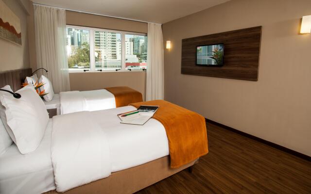 BH Raja Hotel