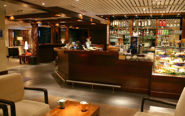 Arctic City Hotel