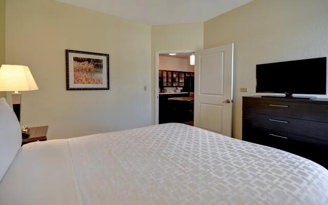 Candlewood Suites St. Clairsville by IHG