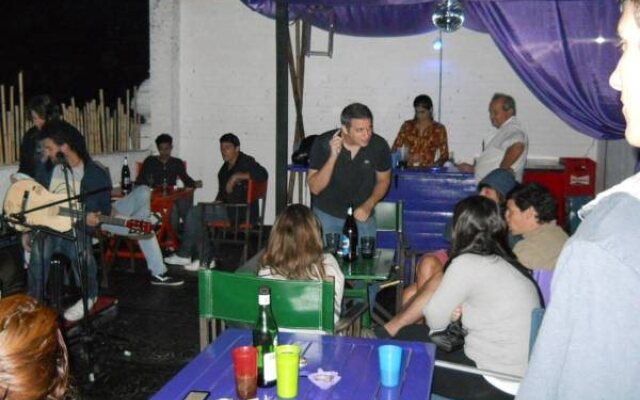 Cool Raúl Rock'N Hostel