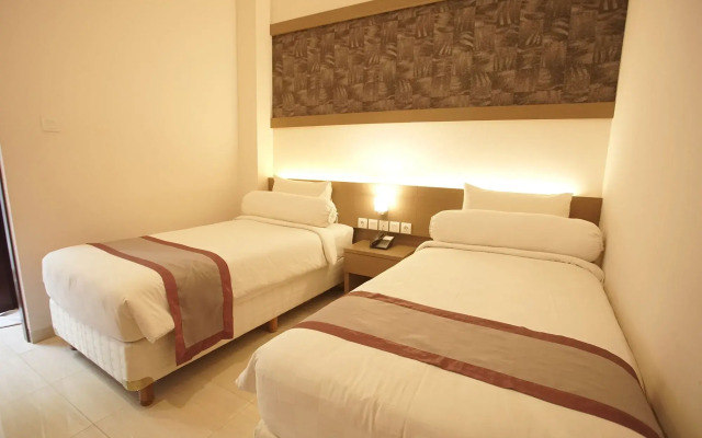 Viva Hotel Kediri, Azana Hotels Collection