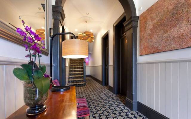 The Penthouse at Cremorne Point Manor