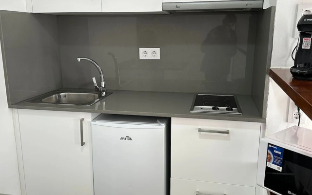 Porthos 112 in Roses