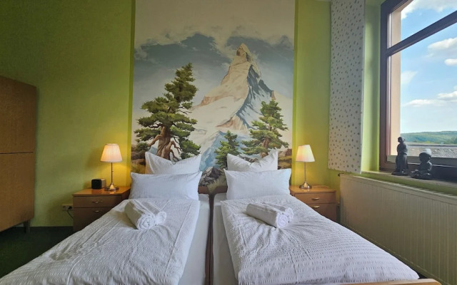 Pension Weiße Rose I Frühstück Parkplatz