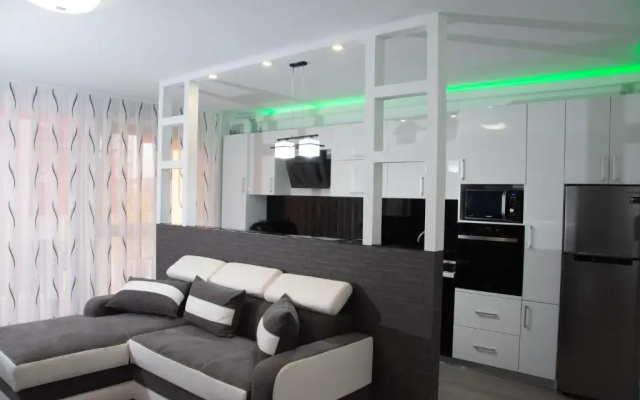 Modern minimalist apartment in Oradea
