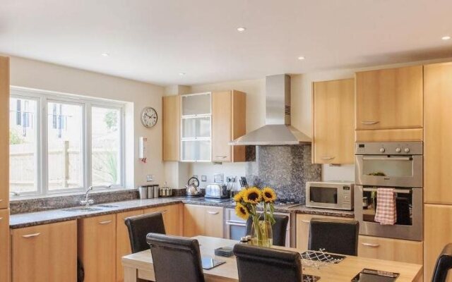 Camstay Townhouse