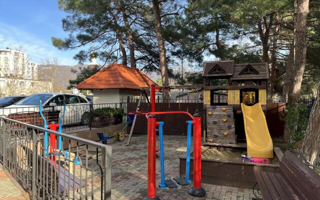 Апартаменты на улице Грибоедова 9