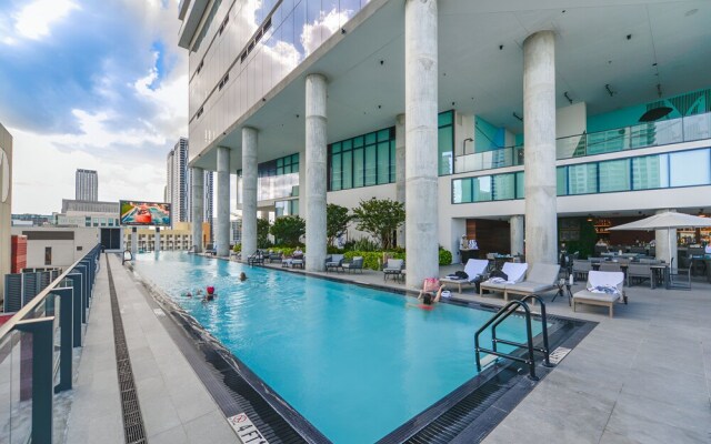 Beautiful Studio Near Bayfront Park