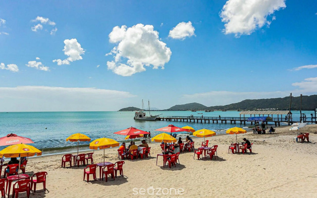 Apto a 50 metros do mar em Canasvieiras CBE105