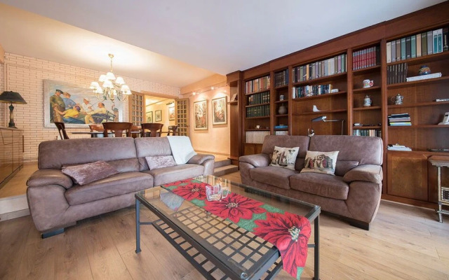Apartamentos Montserrat