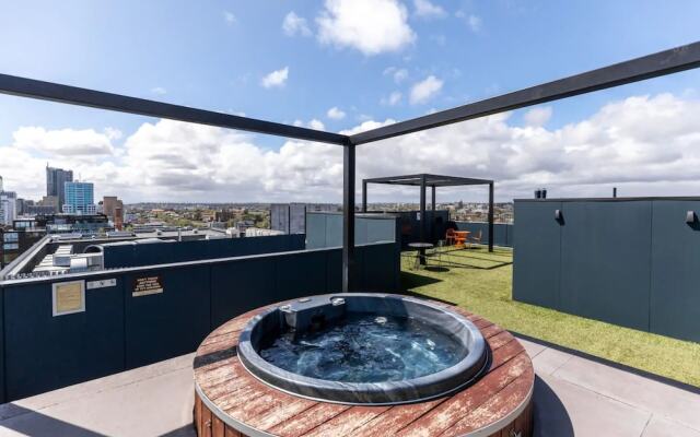 Modern Studio in Heart of Lively Chapel Street