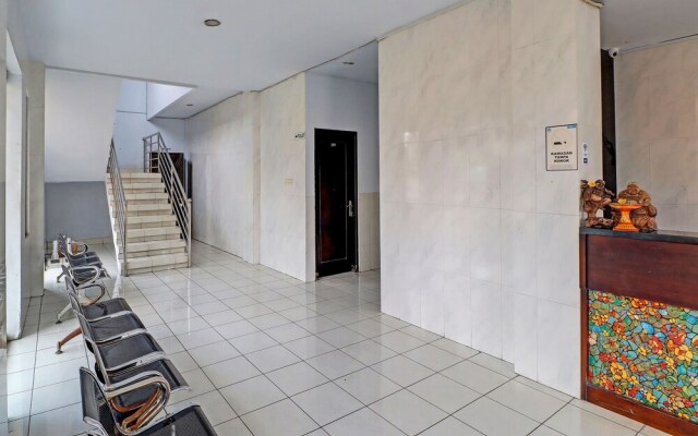 OYO 90067 Hotel Nuansa Indah