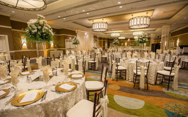 Holiday Inn San Antonio - Riverwalk by IHG
