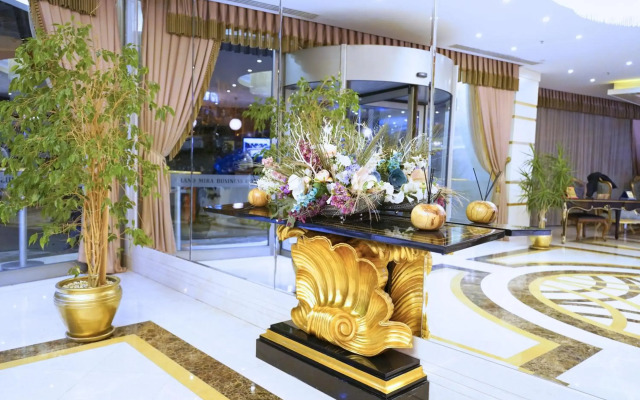 The Grand Mira Hotel