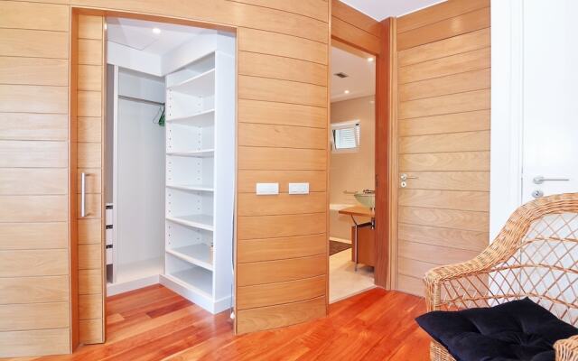 Oceanview Apartment