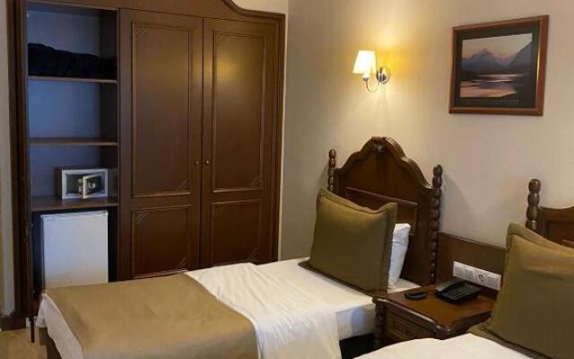 Büyük Levent Hotel