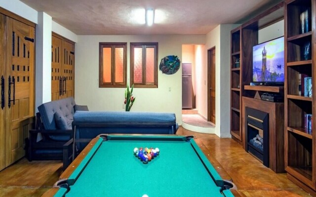 Sunny Vacation Villa 75