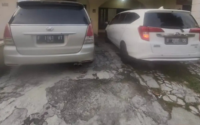 OYO 93836 Budi Residence 1