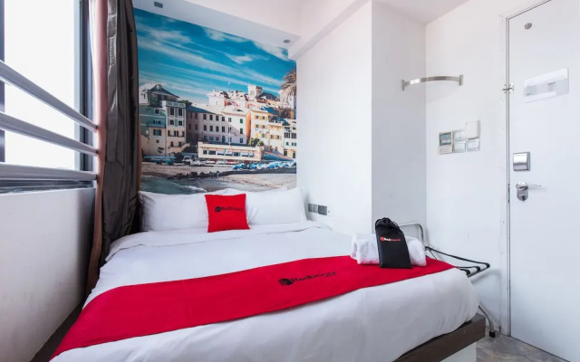 RedDoorz Plus @Little India