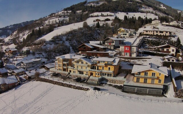 Boutique Penthouse in Piesendorf Near Ski Area