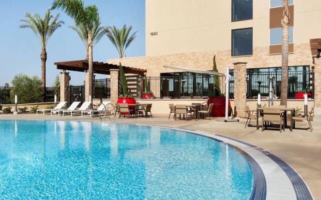 SunCoast Park Hotel Anaheim Resort, Tapestry by Hilton