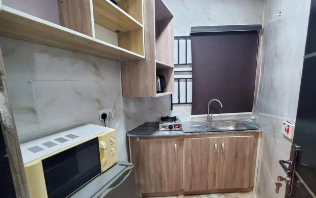 Awesome 1-Bed Apartment With FREE WIFI and 24hrs Power Supply