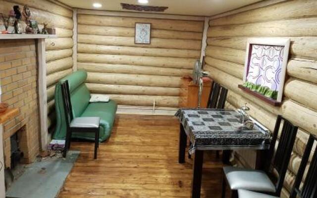 Gostevoy dom na Zhdanova