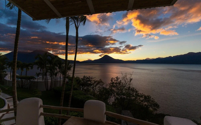 Tzam Poc Resort