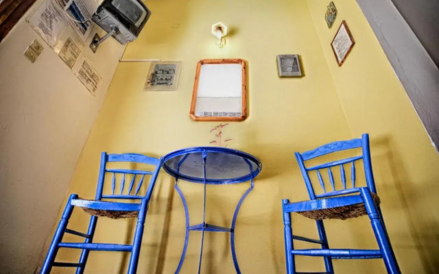 To Gefyraki Rooms