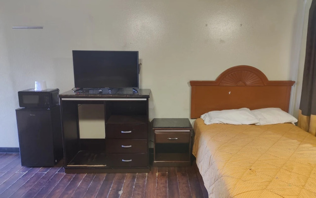 Best Inn & Suites