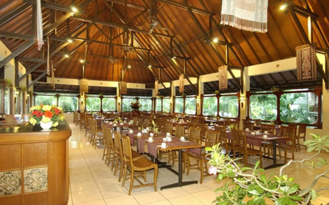 Club Bali Family Suites @Legian Beach