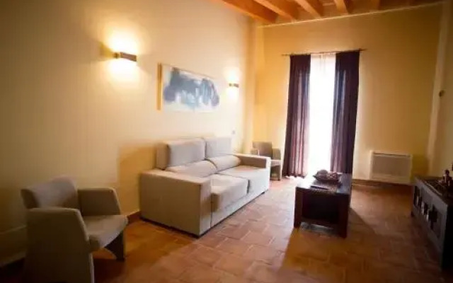 Apartamentos Turisticos Cortijo Garces