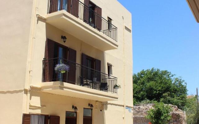 Deluxe Suites