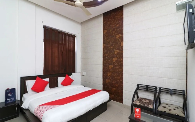 Hotel Alpine by OYO Rooms