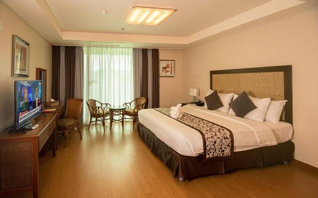 Xenia Hotel Clark - Multi Use Hotel