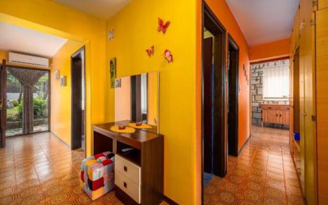 Apartment Crveni