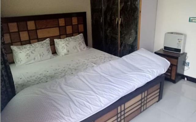 Mehmaan Khana Apartment