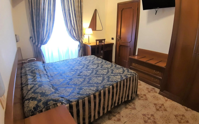 Hotel Mariano
