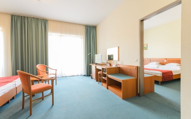 Hunguest Hotel Aqua Sol
